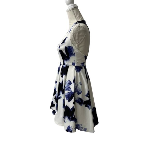 Lulus Blue & White Floral Fit & Flare‎ Babydoll Dress V-Neck Sleeveless Size S - Picture 3 of 11
